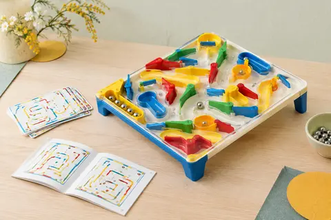 Console de jeu de logique Rami Code en plastique multicolore avec parcours de billes et aiguillages